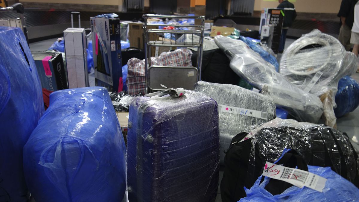 No transportar objetos que están en la lista negra es la clave. No transportar objetos que están en la lista negra es la clave.