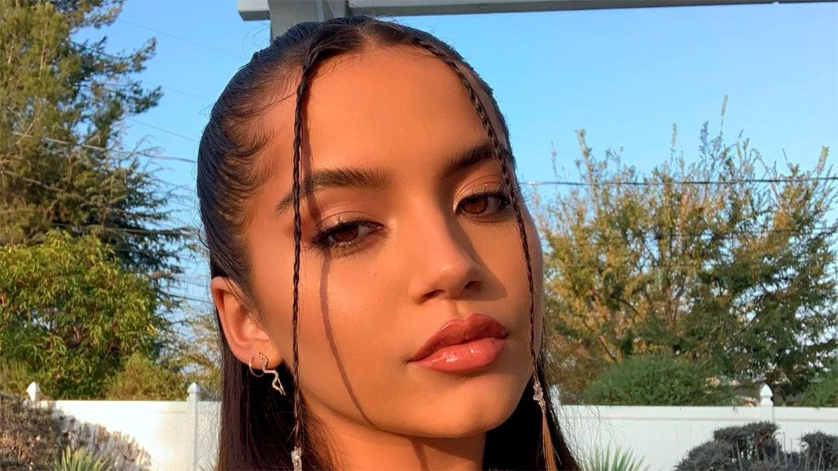 Isabela Merced es una de las protagonistas de Familia al instante, película que está en Netflix.