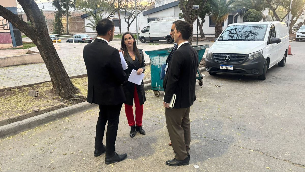 La ministra de Seguridad, Mercedes Rus, aseguró que atraparon a motochorros sospechosos de atacar a una joven en la Sexta Sección, en Capital.