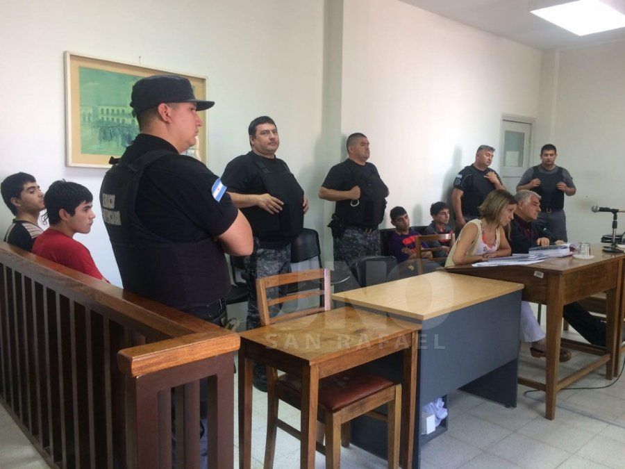 Procesaron y mantuvieron la prisión preventiva a los 4 acusados del robo a la familia Sanz