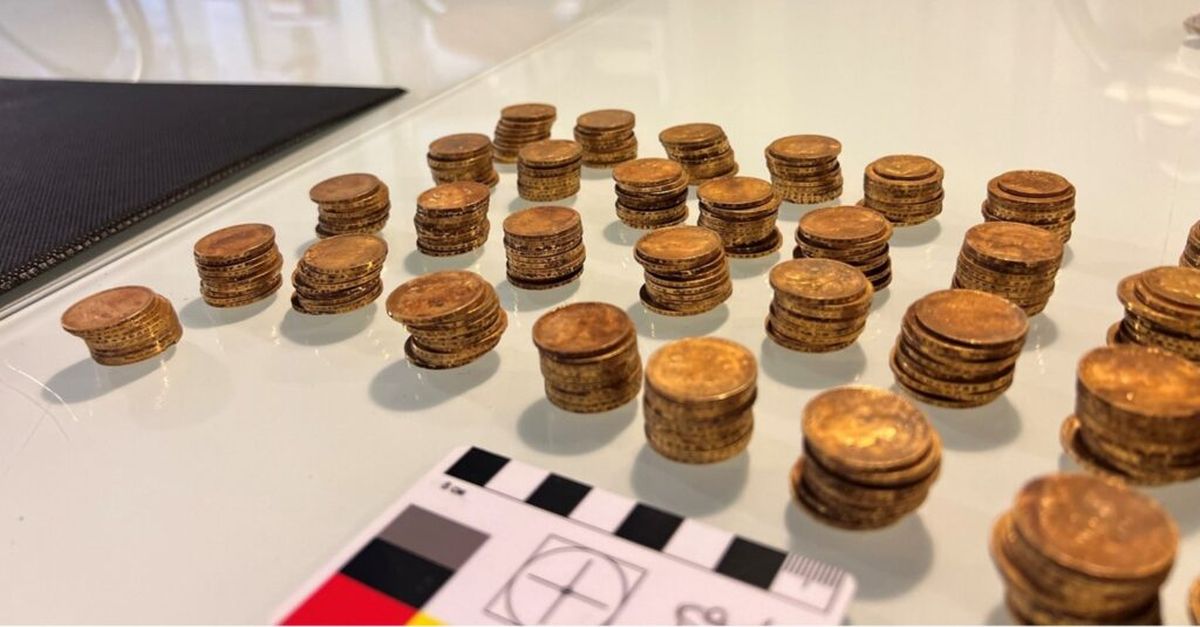 Descubrimiento de tesoro bajo casa histórica plantea una duda que ni los arqueólogos pueden descifrar