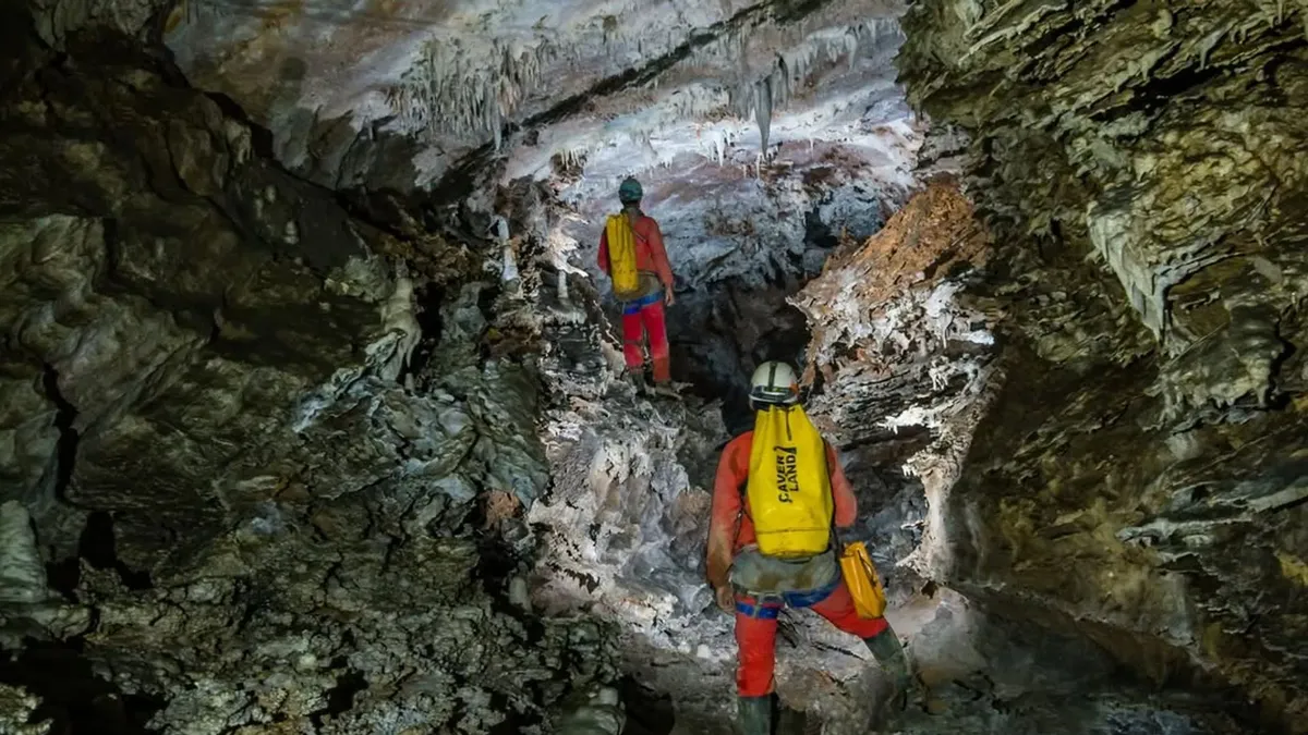 Descubrimiento deja atónitos a geólogos: una cueva de 26 kilómetros en España