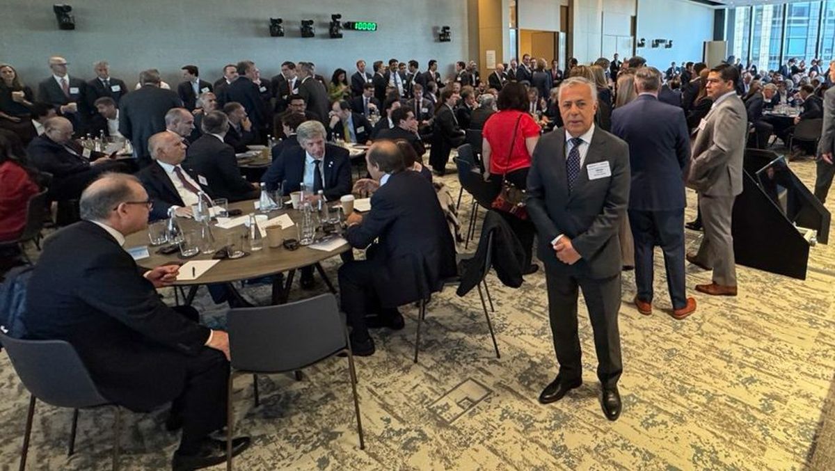 La agenda del gobernador Alfredo Cornejo inició este lunes en una gira encabezada por el presidente Javier Milei.