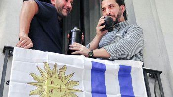 Los seis refugiados de Guantánamo celebran su libertad en Uruguay