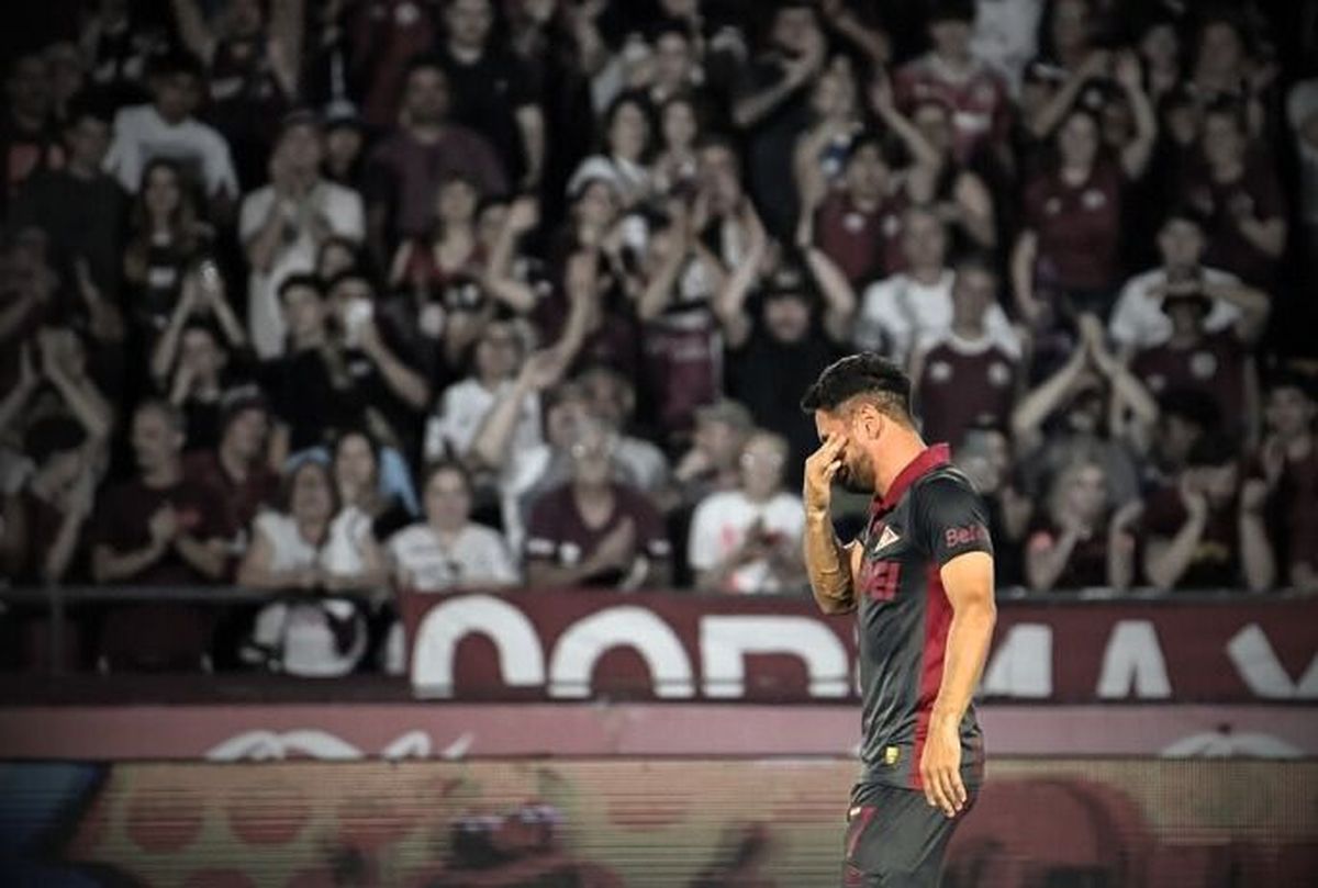 Se retiró Lautaro Acosta, el futbolista más ganador de Lanús