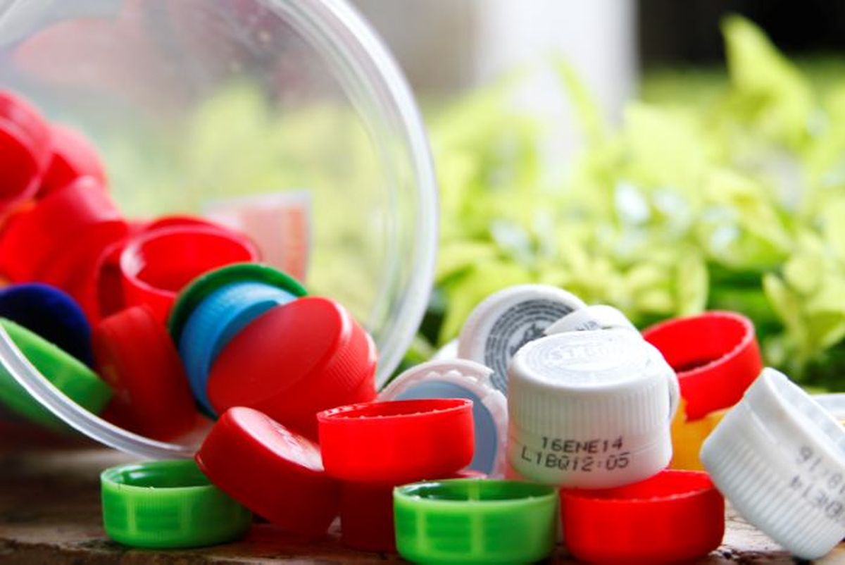 Recicla las tapas plásticas de gaseosa con estas 3 espectaculares ideas DIY. Recicla las tapas plásticas de gaseosa con estas 3 espectaculares ideas DIY.