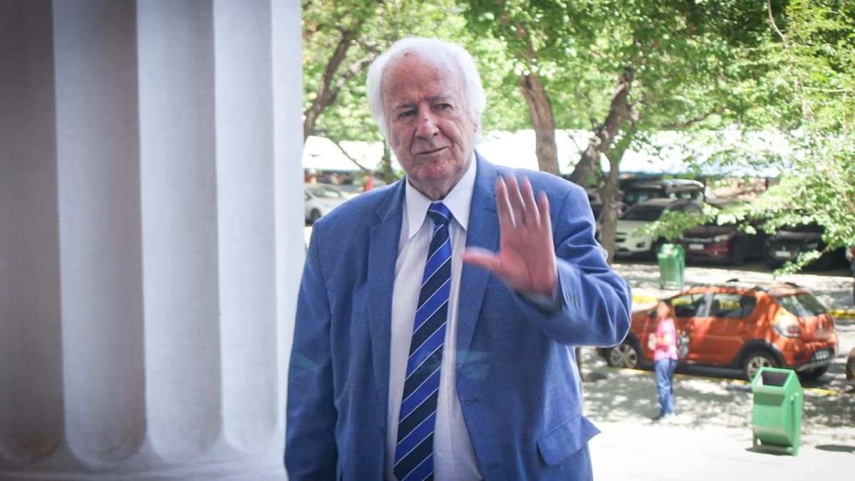 Pedro Llorente deja este viernes la Suprema Corte de Justicia luego de casi 38 años de carrera. Fotos: Nicolás Rios