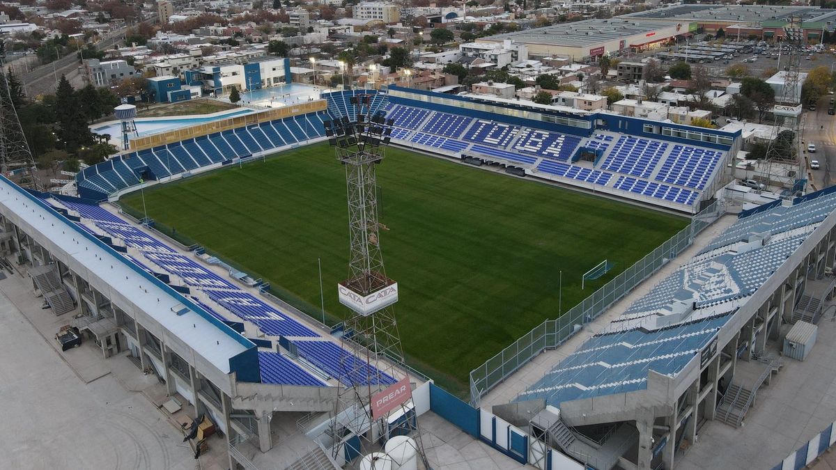 El Club Godoy Cruz Antonio Tomba vive un día histórico en su regreso al Feliciano Gambarte