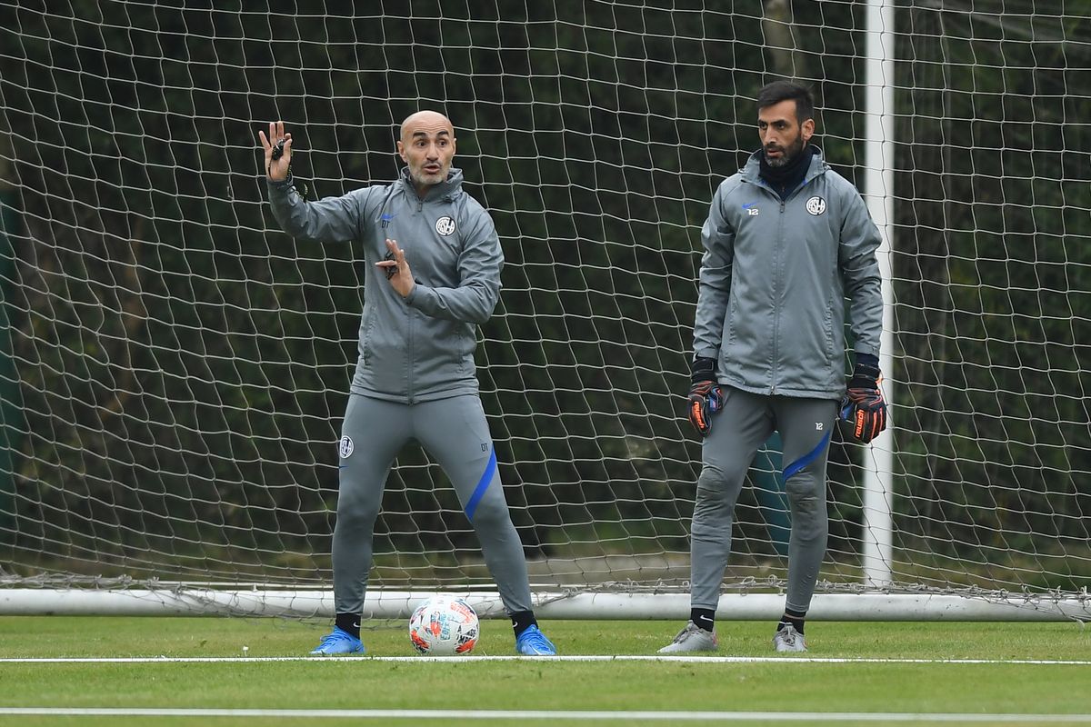 Paolo Montero y Sebasti&aacute;n Torrico, DT y arquero del nuevo San Lorenzo.