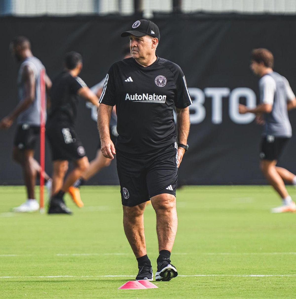 Martino puso manos a la obra en Miami Martino puso manos a la obra en Miami