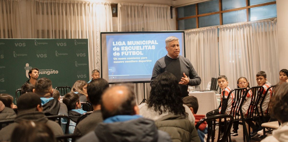 Tupungato conformo la Liga Municipal de Escuelitas de Fútbol.