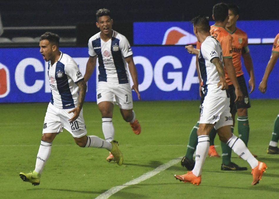 Talleres se impuso a Banfield y quedó a un punto faltando una fecha.