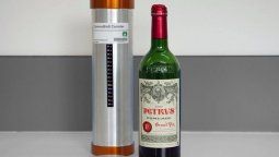 La botella de vino Petrus estvo 14 meses en el espacio y podría ser vendida en U$S un millón, en una venta privada