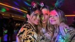 Antonela Roccuzzo y sus amigas