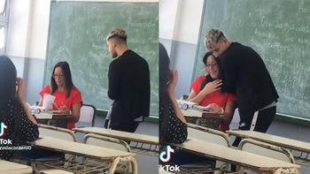 Viral: la curiosa técnica de un alumno para que la profesora no lo mande a diciembre