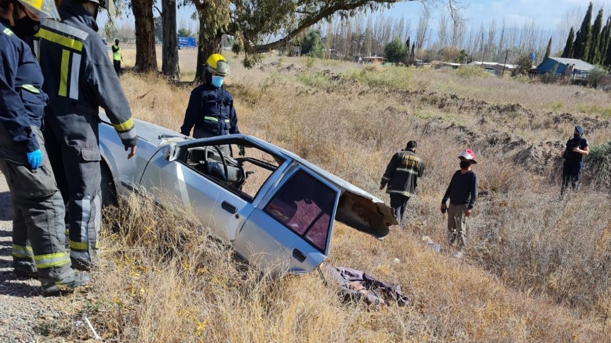 Un hombre murió en un terrible accidente en la ruta 40
