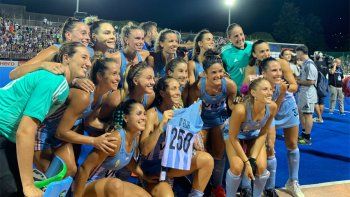 Triunfo de Las Leonas y derrota de Los Leones en los penales