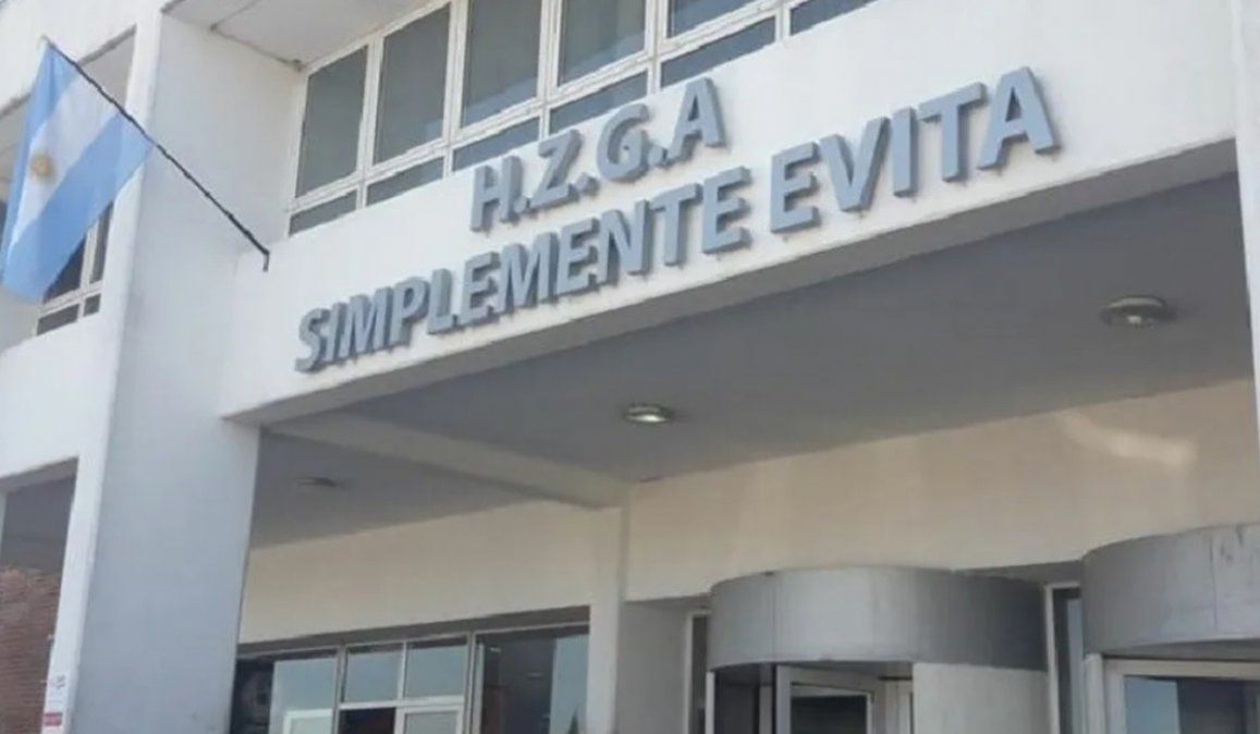 El hombre fue trasladado gravemente herido al hospital Simplemente Evita y murió al sufrir un paro cardiorespiratorio