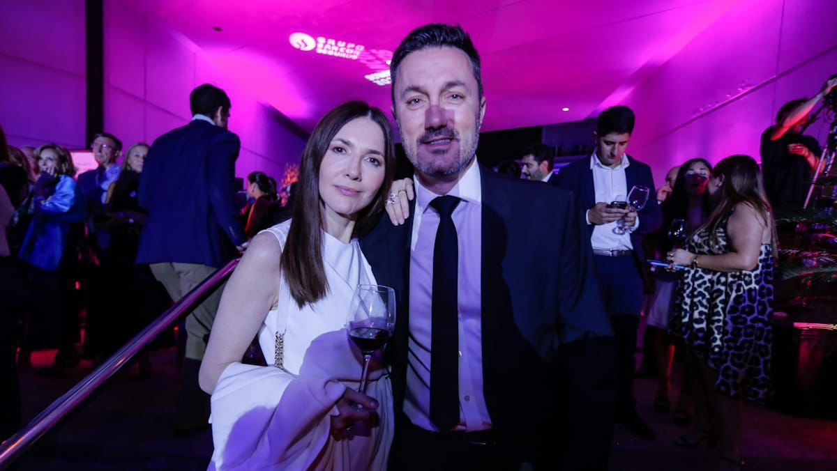 Enamorados del amor: la periodista Cristina Pérez y su pareja, el diputado nacional Luis Petri Enamorados del amor: la periodista Cristina Pérez y su pareja, el diputado nacional Luis Petri