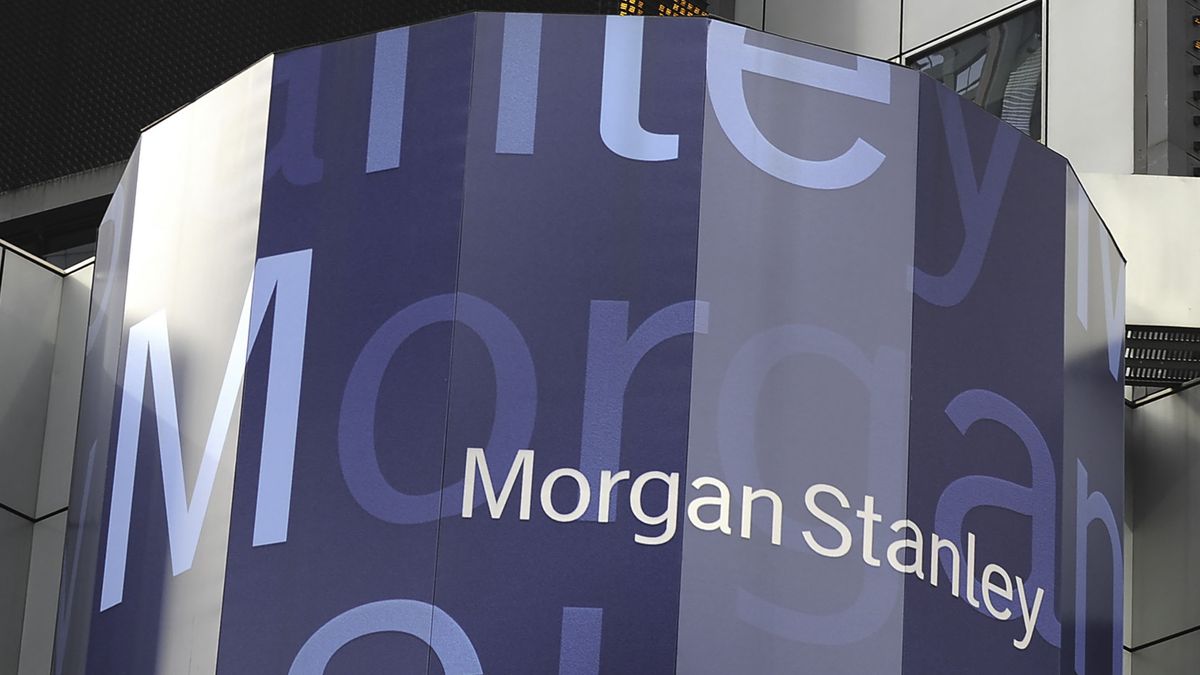 Desde el JP Morgan llegaron elogios para el fin del cepo dispuesto por Javier Milei.