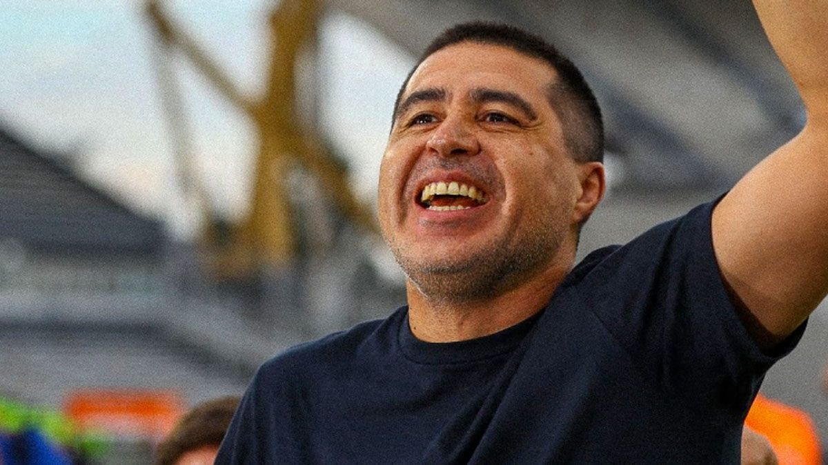 Riquelme celebró la gran victoria de Boca.