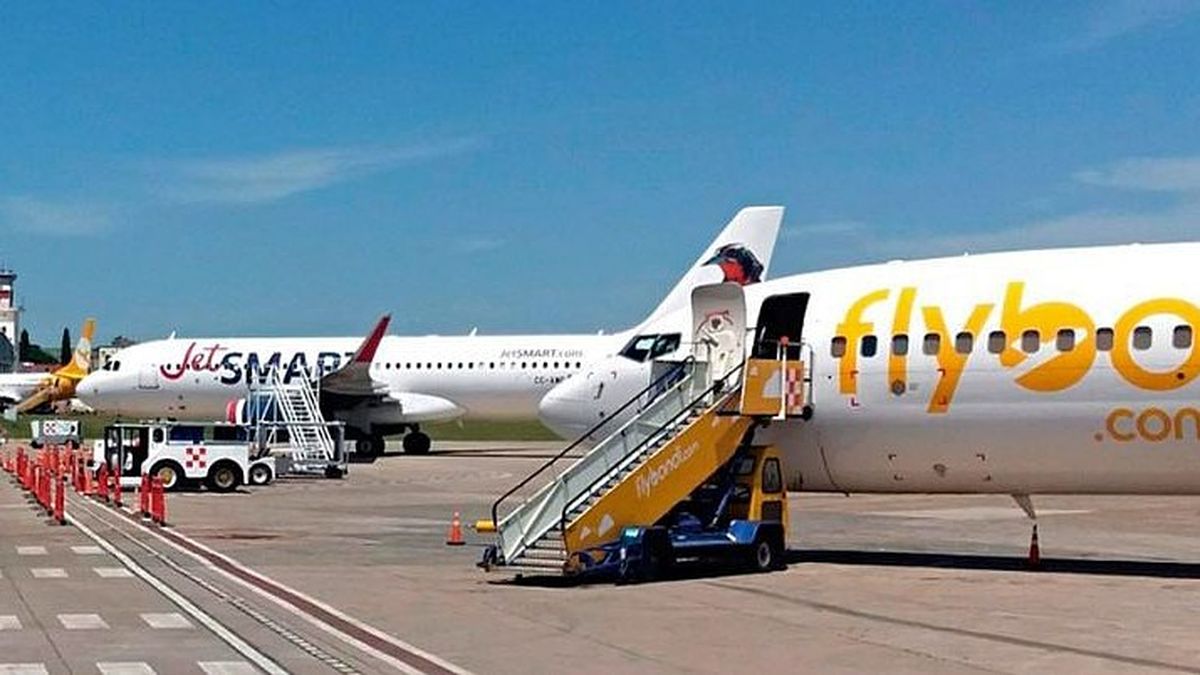 JetSmart y Flybondi ya planean sumar vuelos a Mendoza si Aerolíneas Argentinas se privatiza