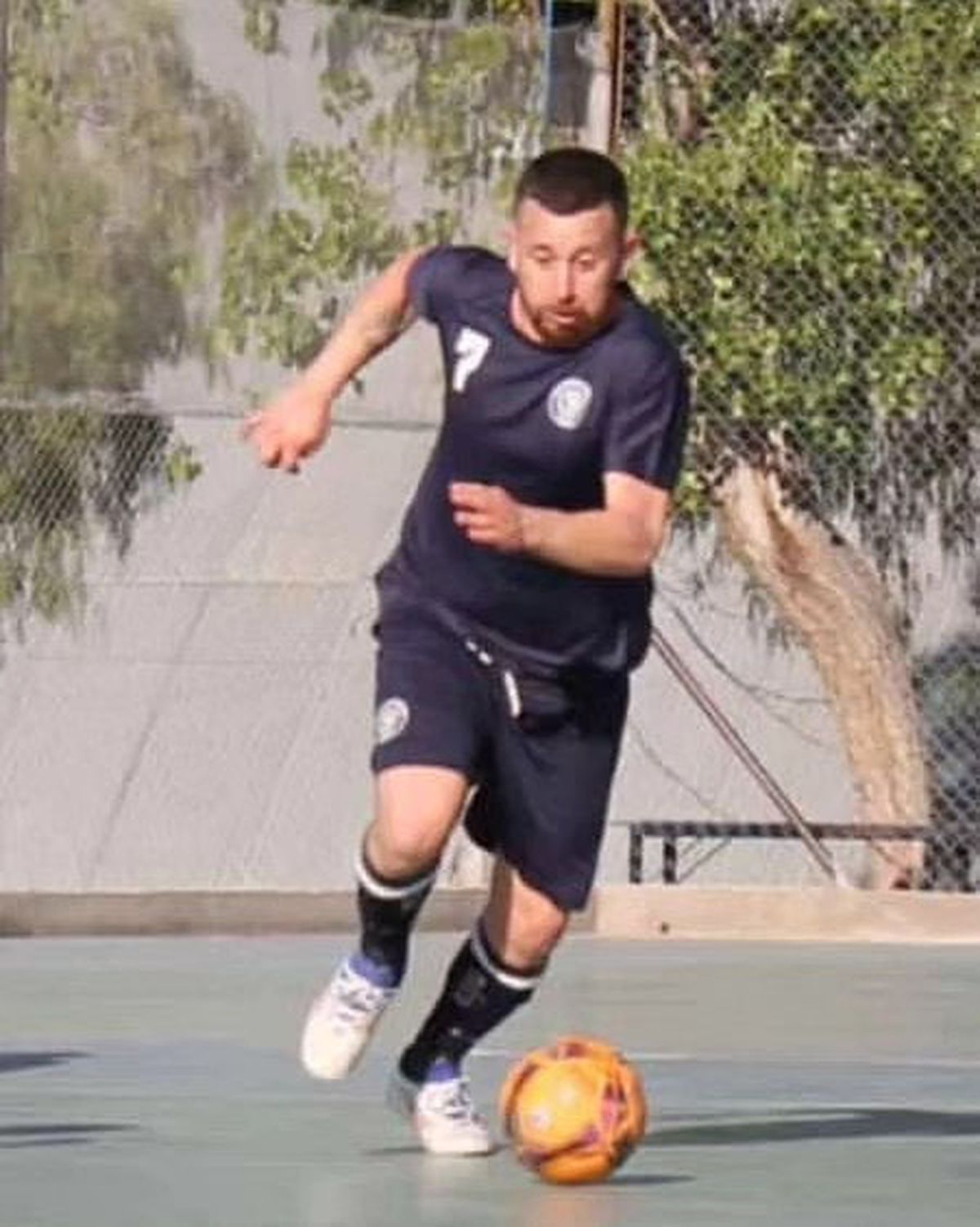 Alan Coseres permanece internado en el Hospital Central después de sufrir fracturas de cráneo mientras jugaba un partido de futsal. Alan Coseres permanece internado en el Hospital Central después de sufrir fracturas de cráneo mientras jugaba un partido de futsal.