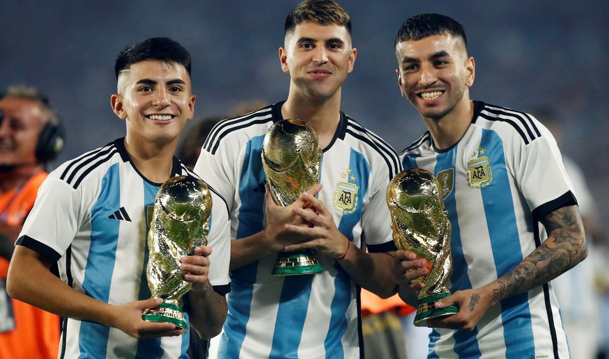Es campeón del mundo con la Selección argentina y el Atlético de Madrid lo puso en venta