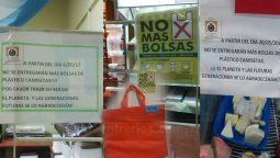 La prohibición de las bolsas plásticas no biodegradables ya tiene fecha en Paraná