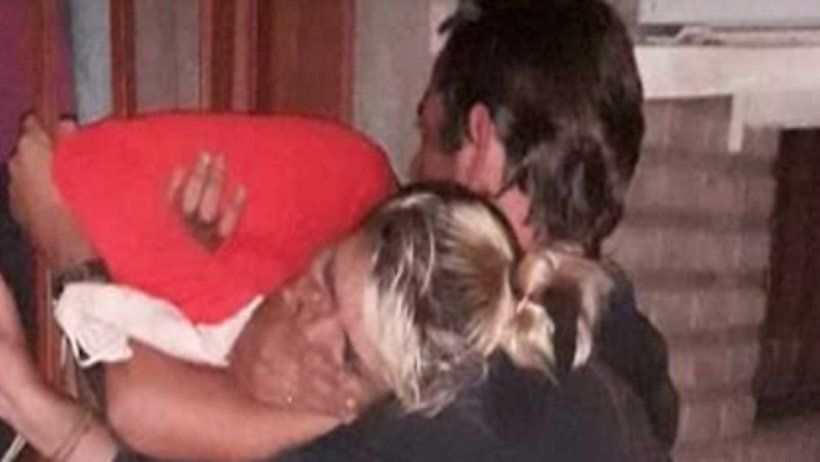 La mujer embarazada, de 27 años, quedó detenida en el hospital.