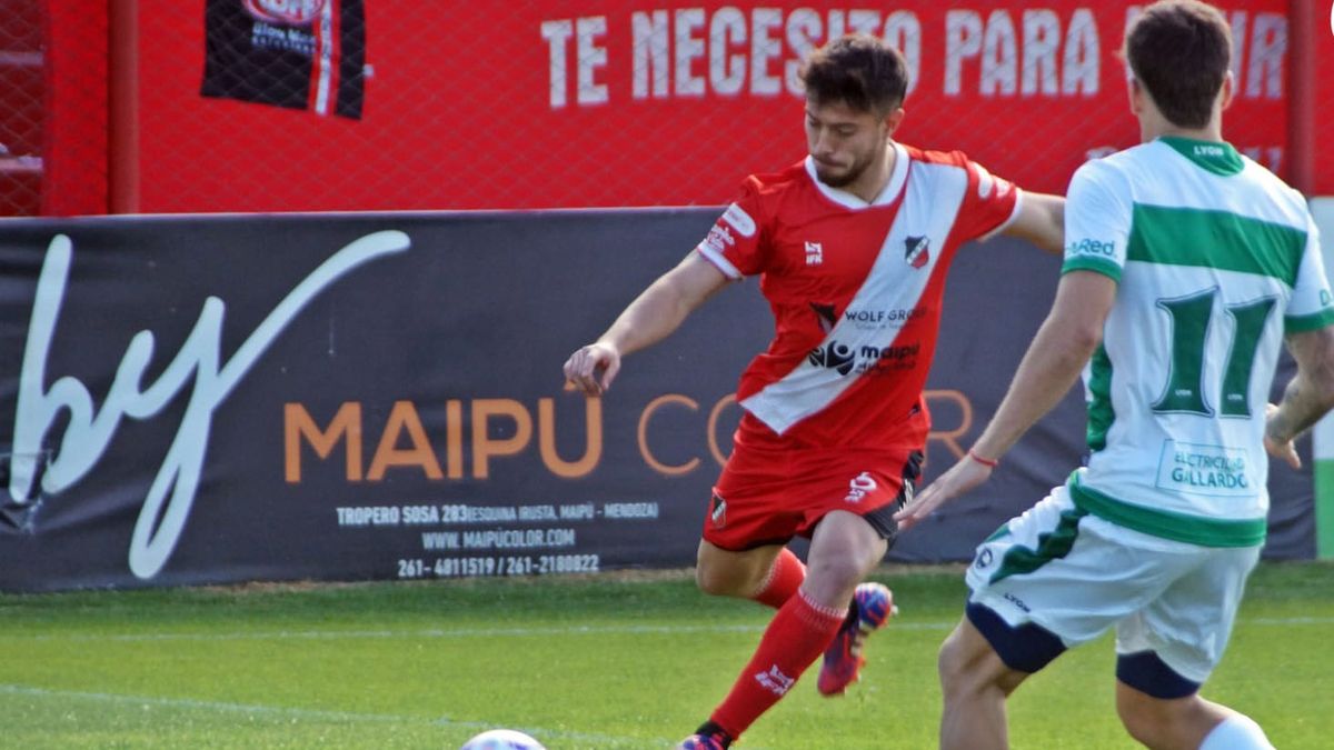 Felipe Coronel, defensor del Deportivo Maipú se alejó de la institución. Felipe Coronel, defensor del Deportivo Maipú se alejó de la institución.