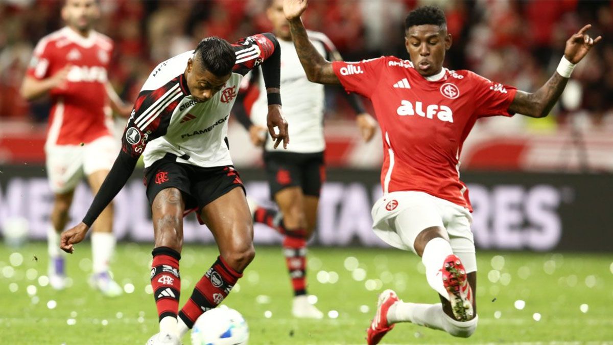 Flamengo eliminó al Inter de Porto Alegre en los octavos de final de la Copa Libertadores.