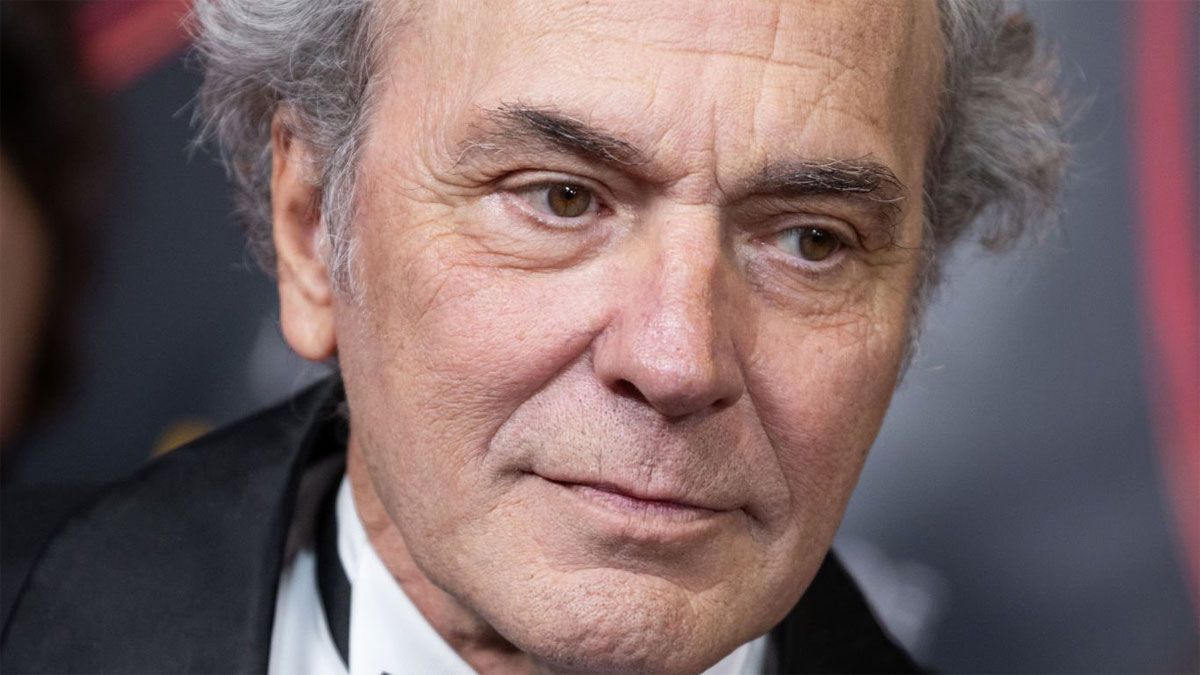 El actor José Coronado interpreta a Tirso Abantos en la serie de Netflix.