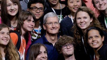Apple se resiste a los espías británicos