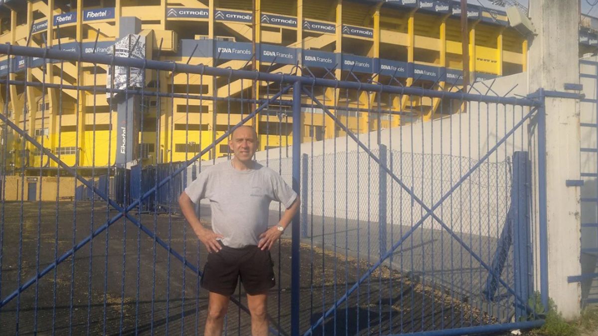 La historia del tío de Milei: pedalea para una app y está a punto de ser desalojado