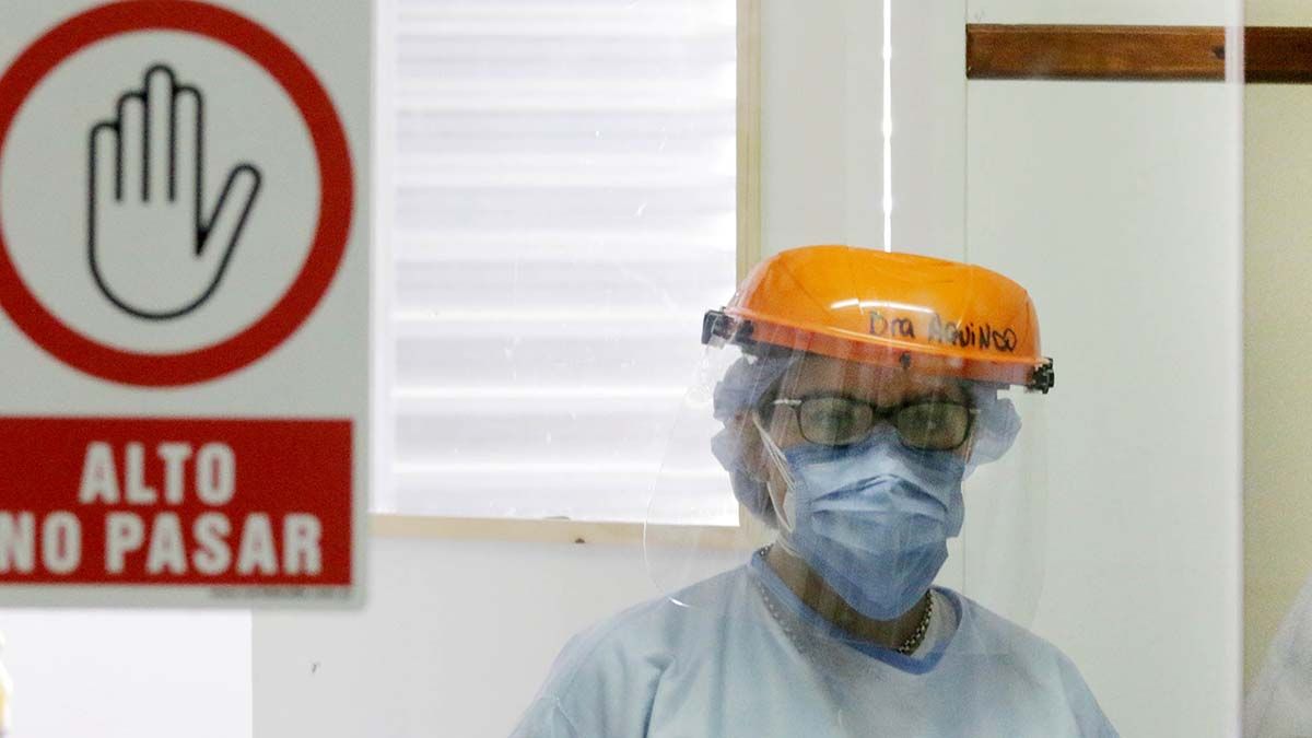 Desde el inicio de la pandemia suman 101.158 los muertos por Covid en Argentina.
