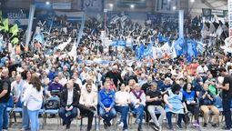 Otros tiempos. El peronismo llegó casi unido al 2025, pero se fue resquebrajando la relación. Otros tiempos. El peronismo llegó casi unido al 2025, pero se fue resquebrajando la relación.