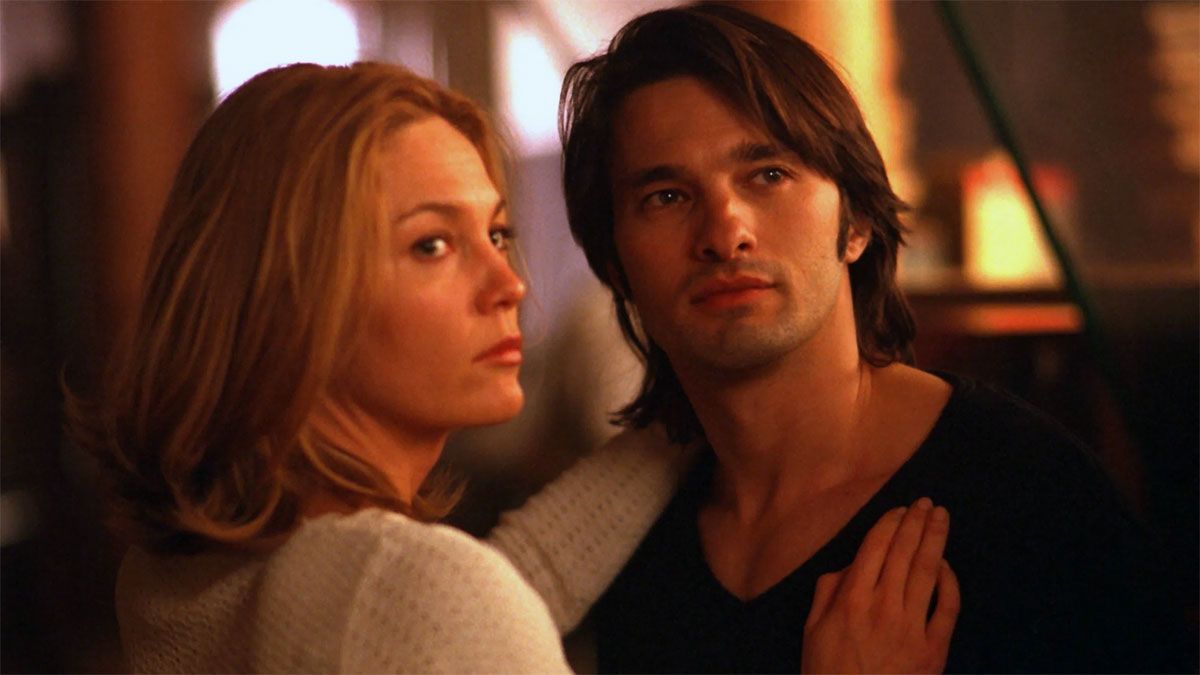 Diane Lane and Olivier Martinez ‍in a ⁢scene from⁣ 'Unfaithful'