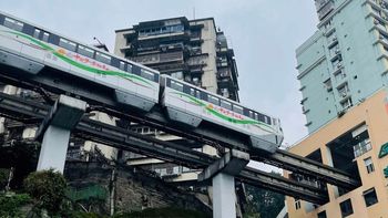 China revoluciona la industria de los trenes logrando que atraviesen edificios en completo silencio China revoluciona la industria de los trenes logrando que atraviesen edificios en completo silencio