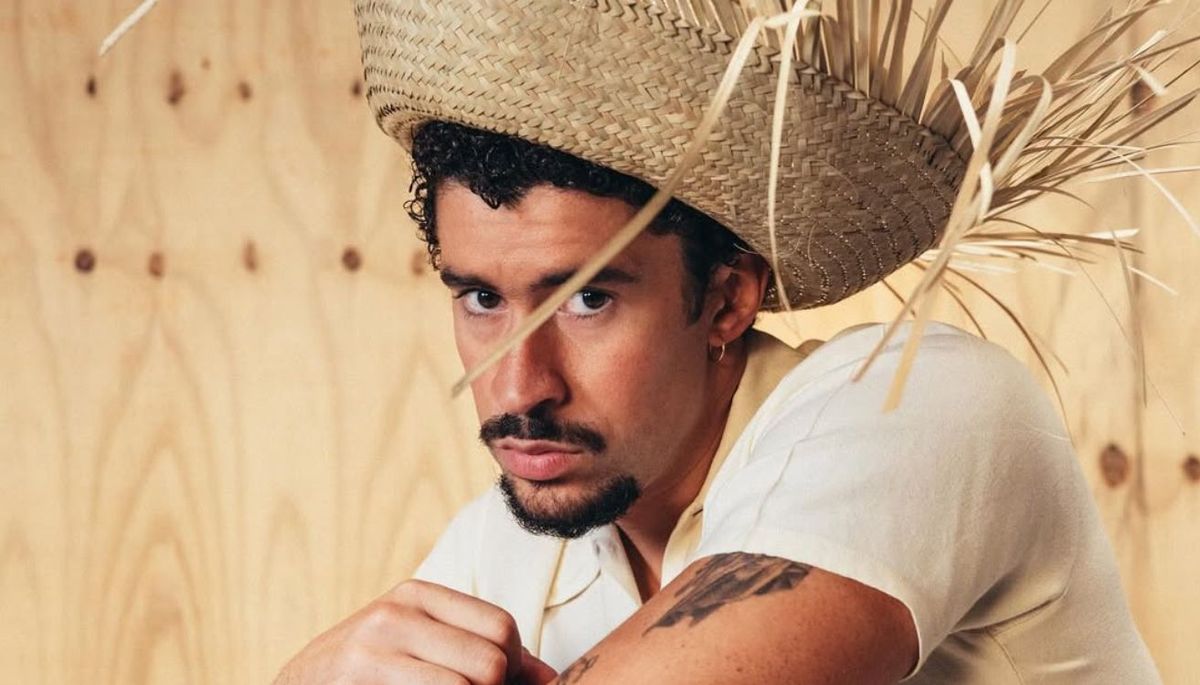 Bad Bunny, Benito Antonio Martínez Ocasio, es ciudadano estadounidense al haber nacido en Puerto Rico, territorio de Estados Unidos. Bad Bunny, Benito Antonio Martínez Ocasio, es ciudadano estadounidense al haber nacido en Puerto Rico, territorio de Estados Unidos.