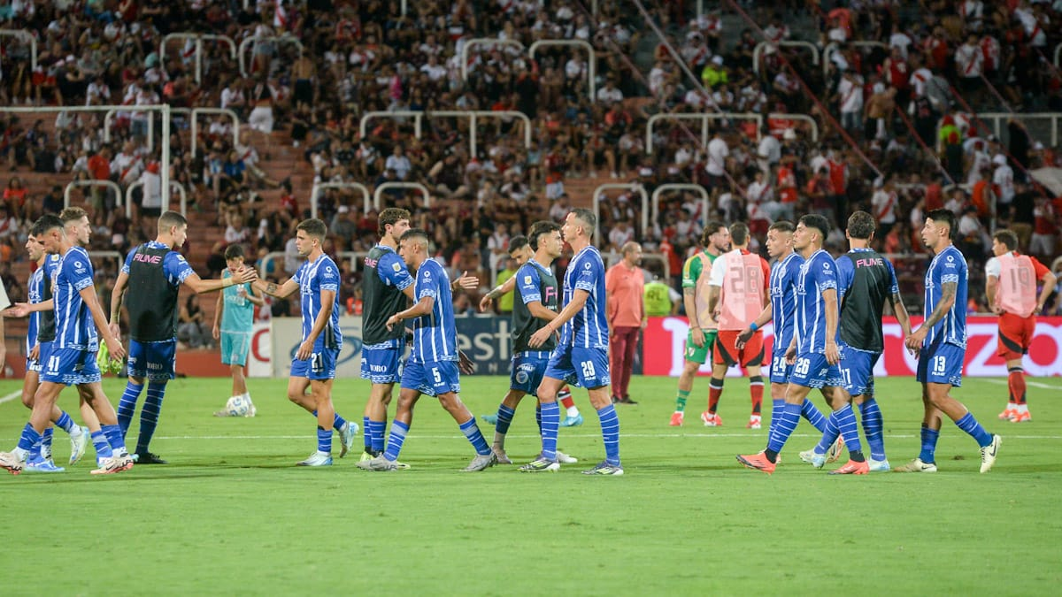 Godoy Cruz no tuvo juego ni resultados con la dirección técnica de Ernesto Pedernera. Godoy Cruz no tuvo juego ni resultados con la dirección técnica de Ernesto Pedernera.