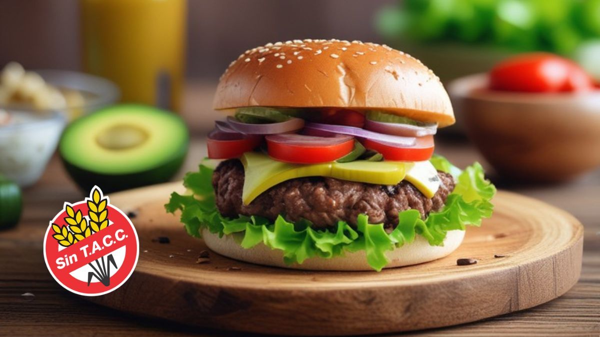 La receta de esta hamburguesa keto sin TACC es una verdadera delicia. La receta de esta hamburguesa keto sin TACC es una verdadera delicia. 