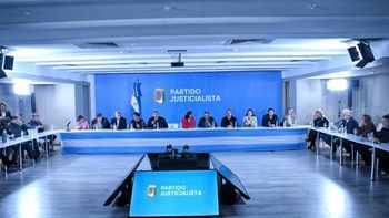 Con la presencia de Anabel Fernández Sagasti se reunió la cúpula del PJ para definir estrategias Con la presencia de Anabel Fernández Sagasti se reunió la cúpula del PJ para definir estrategias