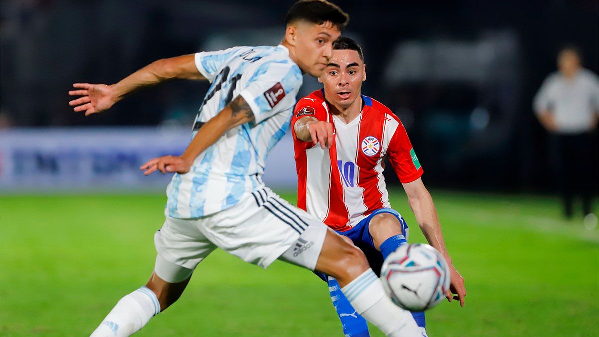 Argentina, el campeón de América, no pudo con Paraguay