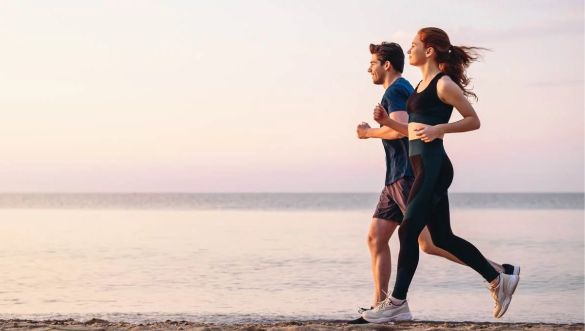 Los beneficios mentales y físicos de correr en la playa