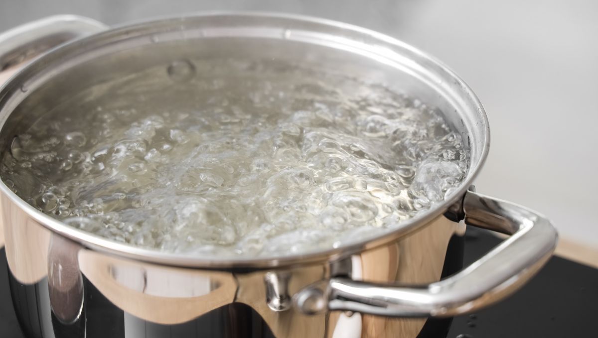 Cómo evitar que el agua hirviendo salga de la olla: el sencillo truco que cambiará tu forma de cocina