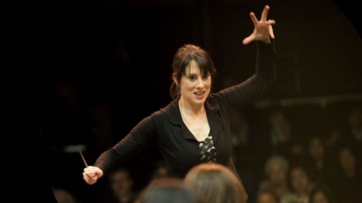 Alicia Pouzo. Alicia Pouzo.