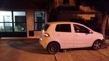 Un joven fue asesinado a balazos dentro de su auto en Rosario 