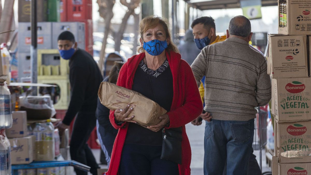 Según la cantidad de contagios de coronavirus en Mendoza se decidirá volver a Fase 1, o no.