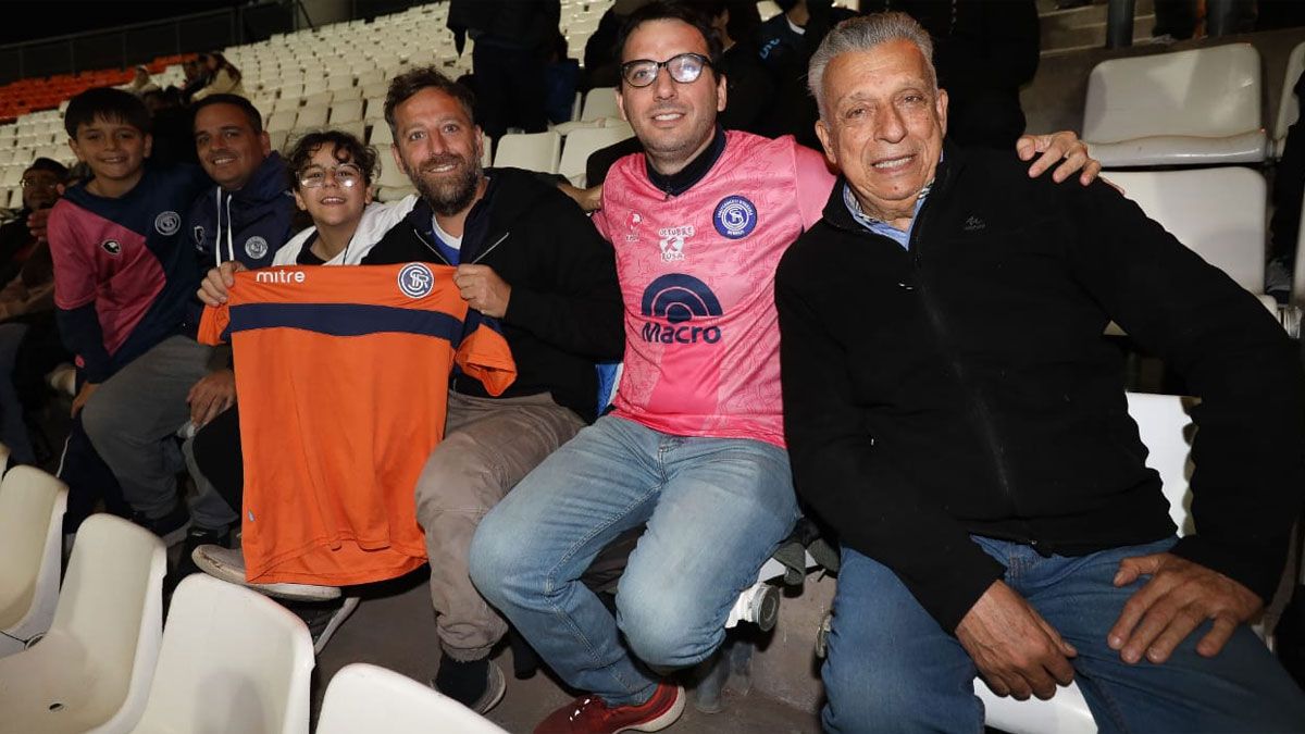 Los simpatizantes de Independiente Rivadavia